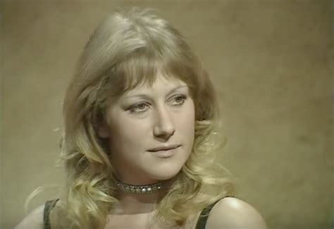 What a Dame: Helen Mirren 50 years ago : r/OldSchoolCool